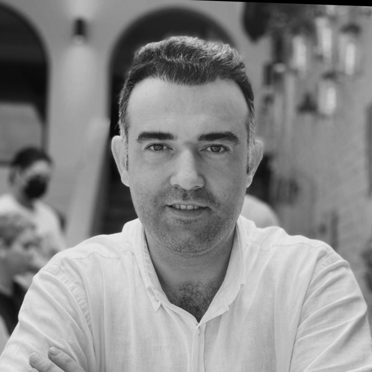 Yavuz B.