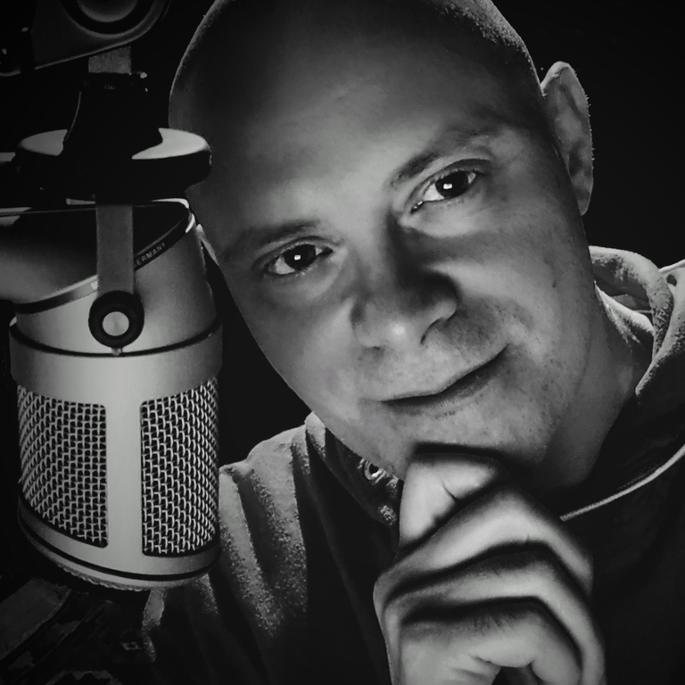 ALESSANDRO FIZZOTTI — professional voice over artist on VoiceBros
