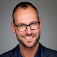 Bart Kooiman — professional voice over artist on VoiceBros