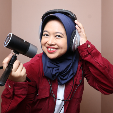 Nessa Suzan — professional voice over artist on VoiceBros