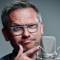 Torsten Creutzburg — professional voice over artist on VoiceBros