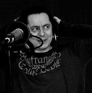 Gabor Bakonyi — professional voice over artist on VoiceBros