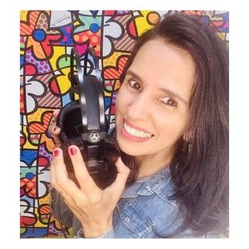 Fernanda Resende — professional voice over artist on VoiceBros