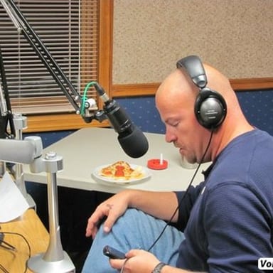 Jason Sullivan — professional voice over artist on VoiceBros