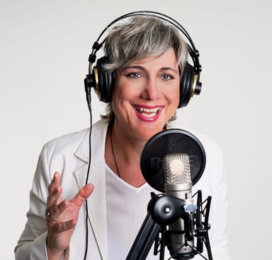 Silke Siegel — professional voice over artist on VoiceBros