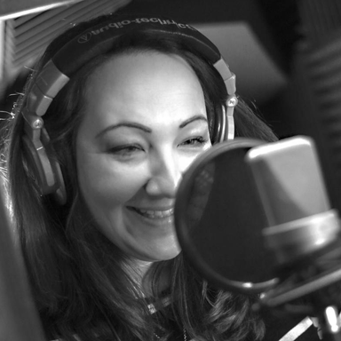 Vivienne Pettitt — professional voice over artist on VoiceBros