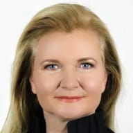 Eva Salzner — professional voice over artist on VoiceBros