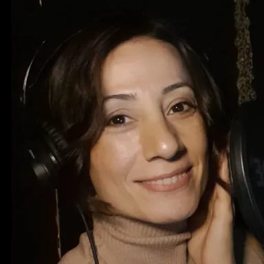 Çiğdem Çilek — professional voice over artist on VoiceBros